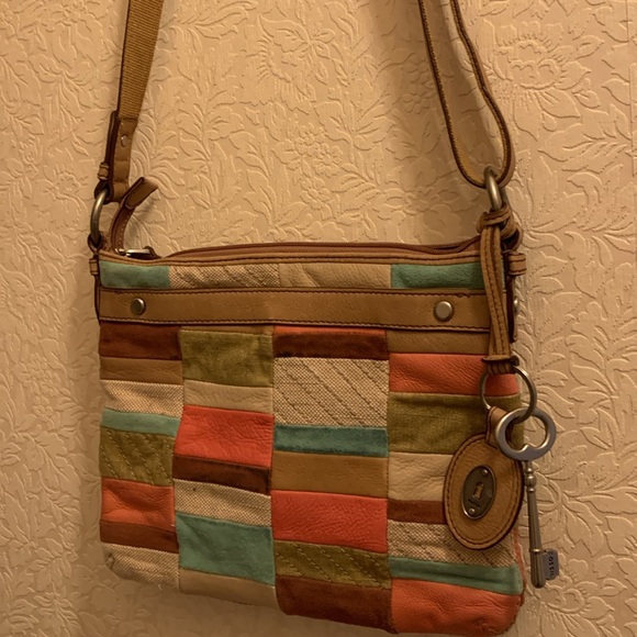 Vintage mint condition Fossil bag/ adjustable straps - Picture 2 of 3